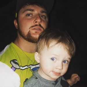 Meet your Posher, Derek